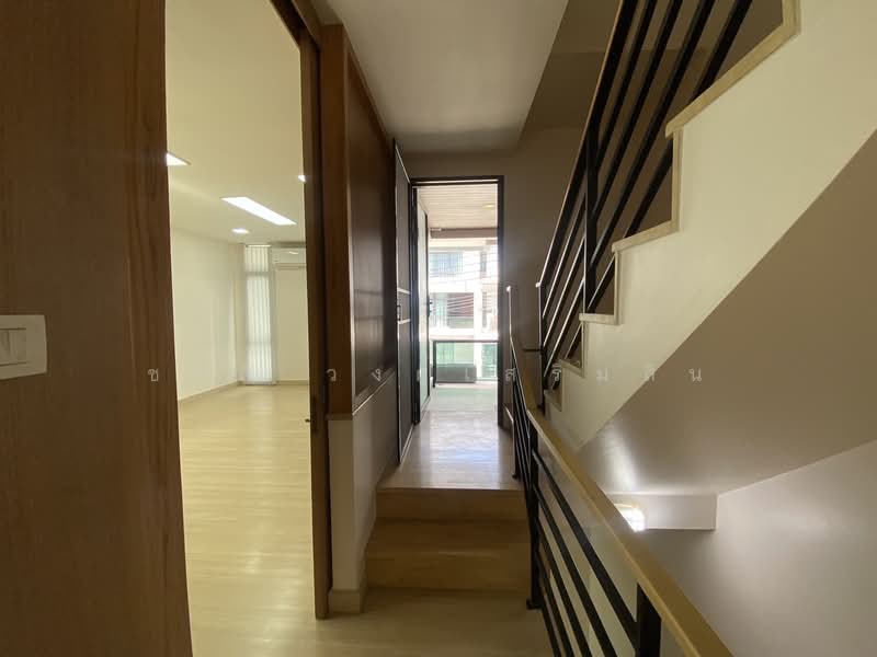 Plex Bangna, Samut Prakan, 90/239 Burapha Withi Expressway, Bang Kaeo, Bang Plee, Samut Prakan, 3 Bedrooms, 190 sqm, Townhouse For Rent, by Charlie wongsermsin, 500177096 - DDproperty.com
