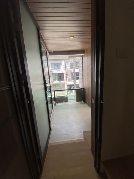 Plex Bangna : เพล็กซ์ บางนา, สมุทรปราการ, 90/239 ทางพิเศษบูรพาวิถี, บางแก้ว, บางพลี, สมุทรปราการ, 190 ตร.ม., ทาวน์เฮ้าส์ ให้เช่า, โดย ชาลี วงศ์เสริมสิน, 500177096 - DDproperty.com