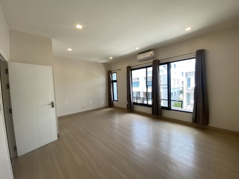 Plex Bangna, Samut Prakan, 90/239 Burapha Withi Expressway, Bang Kaeo, Bang Plee, Samut Prakan, 3 Bedrooms, 190 sqm, Townhouse For Rent, by Charlie wongsermsin, 500177096 - DDproperty.com