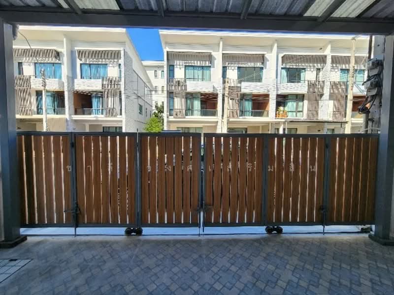 Plex Bangna, Samut Prakan, 90/239 Burapha Withi Expressway, Bang Kaeo, Bang Plee, Samut Prakan, 3 Bedrooms, 190 sqm, Townhouse For Rent, by Charlie wongsermsin, 500177096 - DDproperty.com