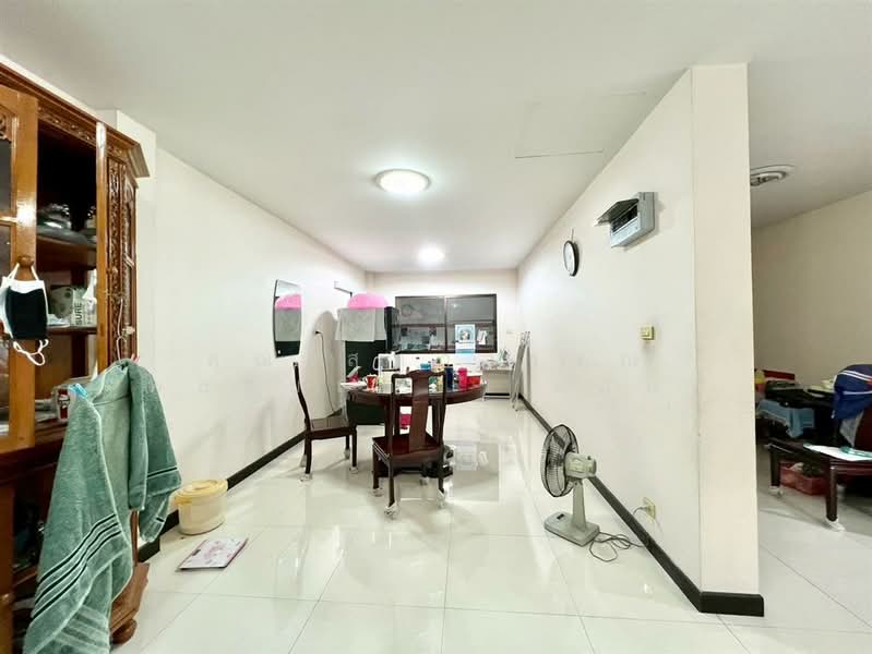 บ้านเฉลิมสุวรรณ ซอยนวมินทร์163 แยก17, Bangkok, Nuan Chan, Bueng Kum, Bangkok, 3 Bedrooms, 200 sqm, Single Detached House For Sale, by คุณ สุดาวรรณ พลอยแดง (แอน), 500177100 - DDproperty.com