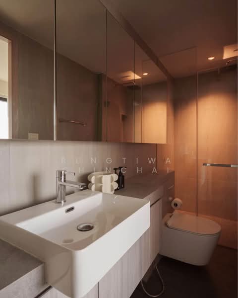 The Lofts Silom, Bangkok, Pramuan Road, Silom, Bang Rak, Bangkok, 2 Bedrooms, 122 sqm, Condo For Rent, by Rungtiwa Chinchai, 500177114 - DDproperty.com