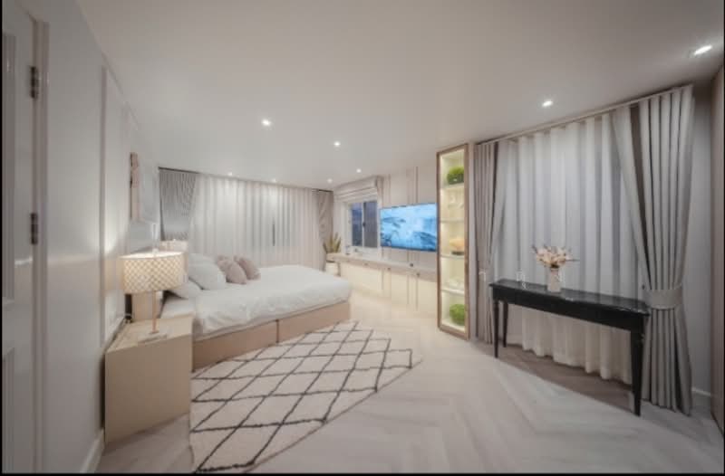 Fortune Condo Town, Bangkok, Naradhiwas Rajanakarindra 24 Alley, Chong Nonsi, Yan Nawa, Bangkok, 2 Bedrooms, 86 sqm, Condo For Rent, by Mukda Mungkaladung, 500177125 - DDproperty.com