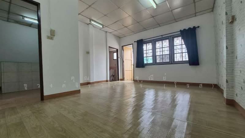 ทาวน์เฮ้าส์ 2 ชั้น 24 ตร.ว. ทาวน์เฮ้าส์ ซอยงามวงศ์วาน25 ถนนงามวงศ์วาน, Nonthaburi, ถนนงามวงศ์วาน, Bang Khen, Muang Nonthaburi, Nonthaburi, 3 Bedrooms, 100 sqm, Townhouse For Sale, by คุณ ดารุณีย์ ชูวงค์จิราภัทร์ (โรส), 500177127 - DDproperty.com