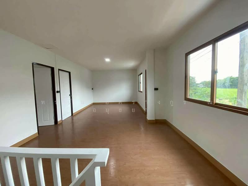 ขาย - ทาวน์เฮ้าส์ 2 ชั้น สุวรรณศรซอย 18 ถนนสุวรรณศร ตำบลวังกระโจม อำเภอเมืองนครนายก จังหวัดนครนายก, นครนายก