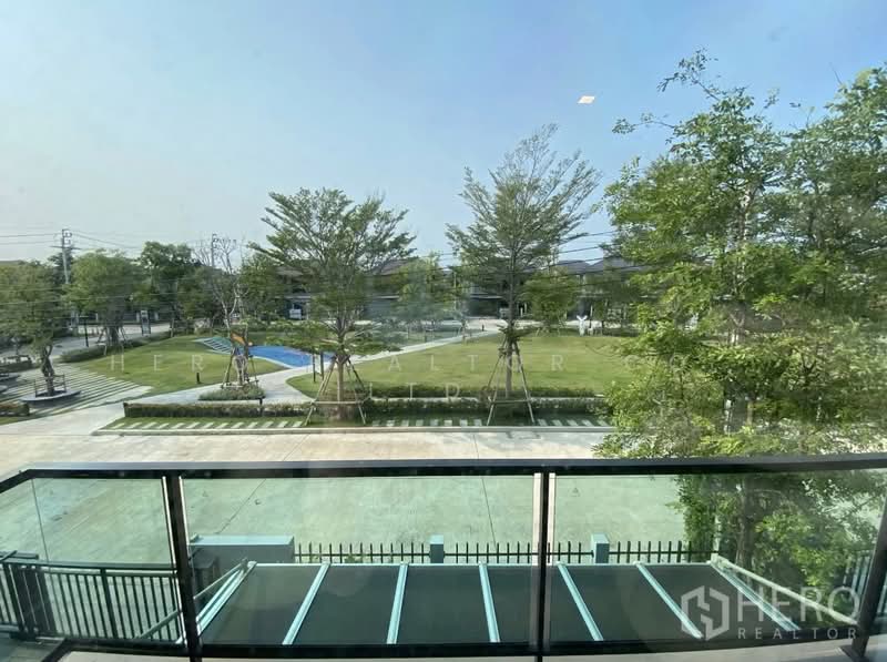 For sale 3 Bedroom Detached House in Thap Chang, Saphan Sung, Bangkok hre00357, Bangkok, Thap Chang, Saphan Sung, Bangkok, 3 Bedrooms, 163 sqm, Single Detached House For Sale, by Hero Realtor Co., Ltd., 500177166 - DDproperty.com