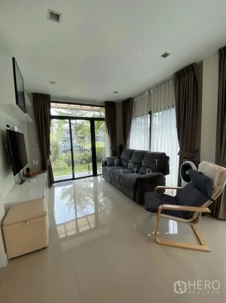 For sale 3 Bedroom Detached House in Thap Chang, Saphan Sung, Bangkok hre00357, Bangkok, Thap Chang, Saphan Sung, Bangkok, 3 Bedrooms, 163 sqm, Single Detached House For Sale, by Hero Realtor Co., Ltd., 500177166 - DDproperty.com