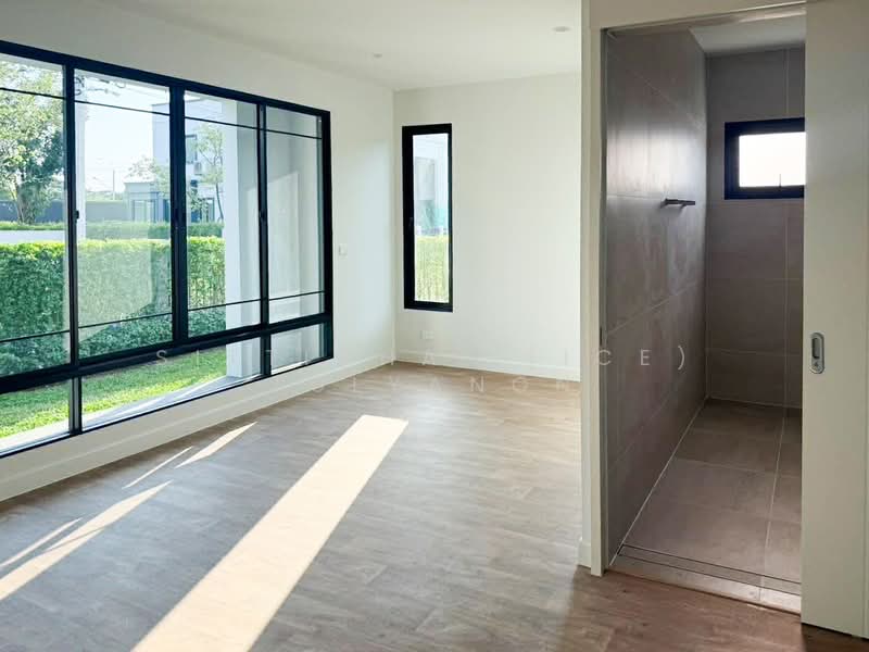 Setthasiri Wongwaen-Chatuchot, Bangkok, 1353 Sam Wa Tawan Tok, Sam Wa Tawan Tok, Khlong Sam Wa, Bangkok, 5 Bedrooms, 499 sqm, Single Detached House For Sale, by Sittichai (Ice) Tulyanon, 500177195 - DDproperty.com