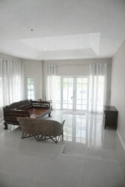 Single house for Rent Srinakarin 51 Near Seacon Square (SPSEVE1763 ), Bangkok, ศรีนครินทร์ 51, Nong Bon, Prawet, Bangkok, 4 Bedrooms, 220 sqm, Single Detached House For Rent, by Khun Eve, 500177205 - DDproperty.com