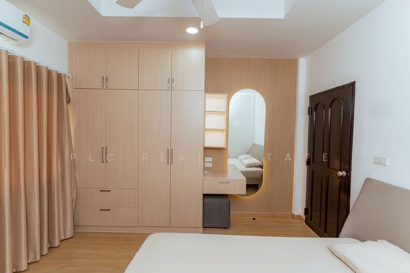 ขายวิลล่าพร้อมสระว่ายน้ำส่วนตัวในพัทยาตะวันออก ใกล้สุขุมวิทและจอมเทียน, ชลบุรี, บางละมุง, บางละมุง, ชลบุรี, 332 ตร.ม., วิลล่า ขาย, โดย PLC Real Estate, 500177214 - DDproperty.com