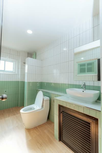 ขายวิลล่าพร้อมสระว่ายน้ำส่วนตัวในพัทยาตะวันออก ใกล้สุขุมวิทและจอมเทียน, ชลบุรี, บางละมุง, บางละมุง, ชลบุรี, 332 ตร.ม., วิลล่า ขาย, โดย PLC Real Estate, 500177214 - DDproperty.com