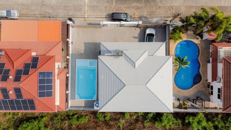 Pool Villa for Sale in East Pattaya Near Sukhumvit and Jomtien, Chon Buri (Pattaya), Bang Lamung, Bang Lamung (Pattaya), Chon Buri (Pattaya), 4 Bedrooms, 332 sqm, Villa For Sale, by PLC Real Estate, 500177214 - DDproperty.com