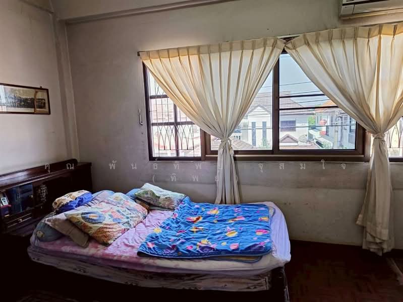 ทาวน์โฮม 3 ชั้น 20 ตร.ว. หมู่บ้านพญาไทวิลเลจ ซอยสุขาประชาสรรค์2 ซอย22, Nonthaburi, ถนนสุขาประชาสรรค์, Pak Kret, Pak Kret, Nonthaburi, 3 Bedrooms, 100 sqm, Townhouse For Sale, by คุณ พันธ์ทิพย์ จุสมใจ (ทิพย์), 500177235 - DDproperty.com