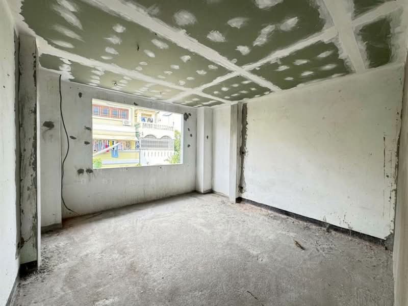 Nisachon, Bangkok, Soi Bang Waek 79, Khlong Khwang, Phasi Charoen, Bangkok, 7 Bedrooms, 250 sqm, Townhouse For Sale, by คุณ ชุติกาญจน์ กล่ำแสง (เชอรี่), 500177255 - DDproperty.com