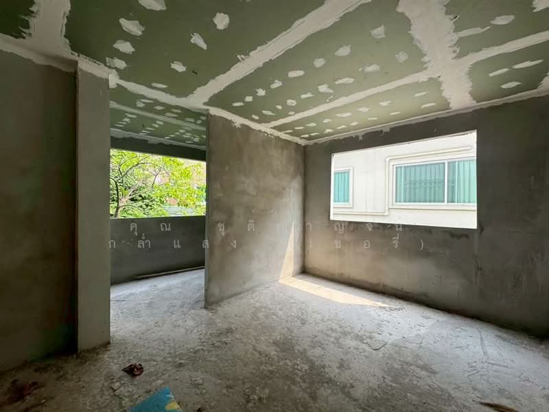 Nisachon, Bangkok, Soi Bang Waek 79, Khlong Khwang, Phasi Charoen, Bangkok, 7 Bedrooms, 250 sqm, Townhouse For Sale, by คุณ ชุติกาญจน์ กล่ำแสง (เชอรี่), 500177255 - DDproperty.com