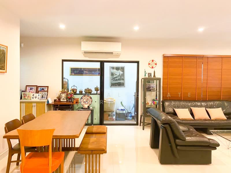 Burasiri Pattanakarn, Bangkok, New Pattanakarn Road, Prawet, Prawet, Bangkok, 4 Bedrooms, 210 sqm, Single Detached House For Sale, by HOME Real Estate Service, 500177263 - DDproperty.com