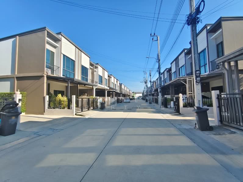 V Compound Bangna-Srinakarin, Samut Prakan, Bang Kaeo, Bang Plee, Samut Prakan, 3 Bedrooms, 100 sqm, Townhouse For Sale, by The Best Property แก้ว, 500177265 - DDproperty.com