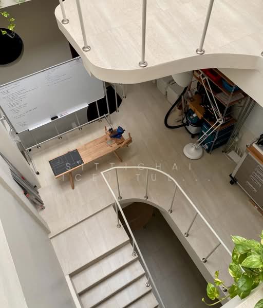 5 Bedroom Townhome for Sale in Sathorn, Bangkok, Yan Nawa, Sathon, Bangkok, 5 Bedrooms, 200 sqm, Townhouse For Sale, by Sittichai (Ice) Tulyanon, 500177267 - DDproperty.com