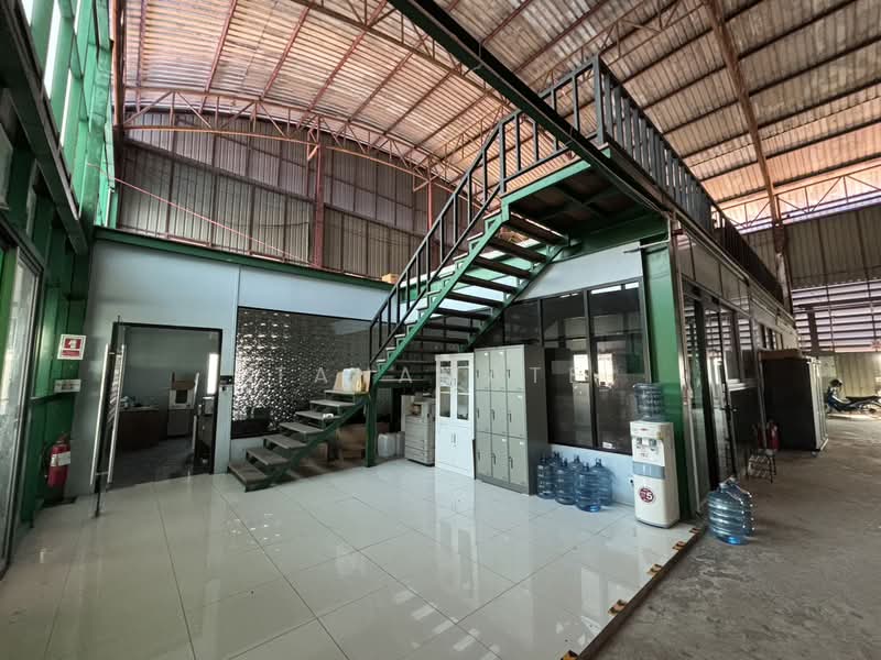 Factory and office for sale on 5 rai of land in Khlong Luang, Pathum Thani., Pathum Thani, เลียบคลองสาม, Khlong Sam, Khlong Luang, Pathum Thani, , 1,500 sqm, Warehouse/Factory For Sale, by Tanamate, 500177287 - DDproperty.com