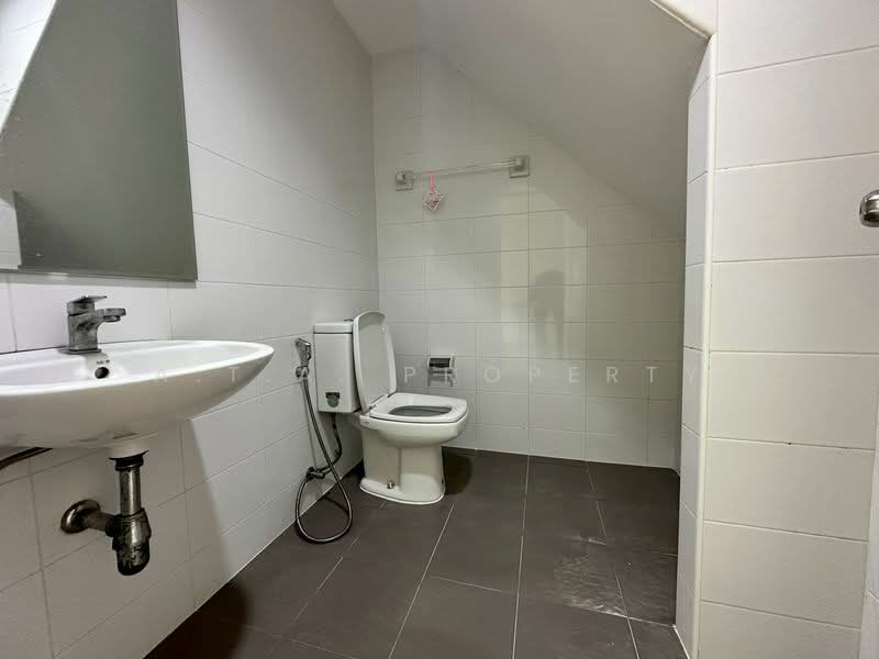 เดอะ มอนเทอเรย์ ศรีราชา, Chon Buri (Pattaya), Surasak, Si Racha, Chon Buri (Pattaya), 3 Bedrooms, 70 sqm, Townhouse For Rent, by A.T.A. Property, 500177291 - DDproperty.com