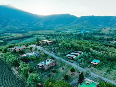 ขาย - ขายกิจการรีสอร์ทและร้านอาหาร เนื้อที่ 42 ไร่ 32 ตารางวา ต.ห้วยทราย อ.เมือง จ.ประจวบคีรีขันธ์, ประจวบคีรีขันธ์