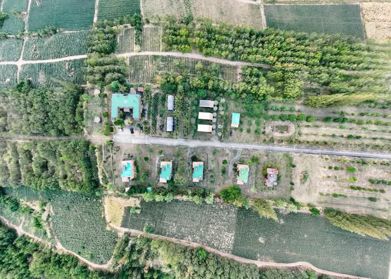 ขาย - ขายกิจการรีสอร์ทและร้านอาหาร เนื้อที่ 42 ไร่ 32 ตารางวา ต.ห้วยทราย อ.เมือง จ.ประจวบคีรีขันธ์, ประจวบคีรีขันธ์