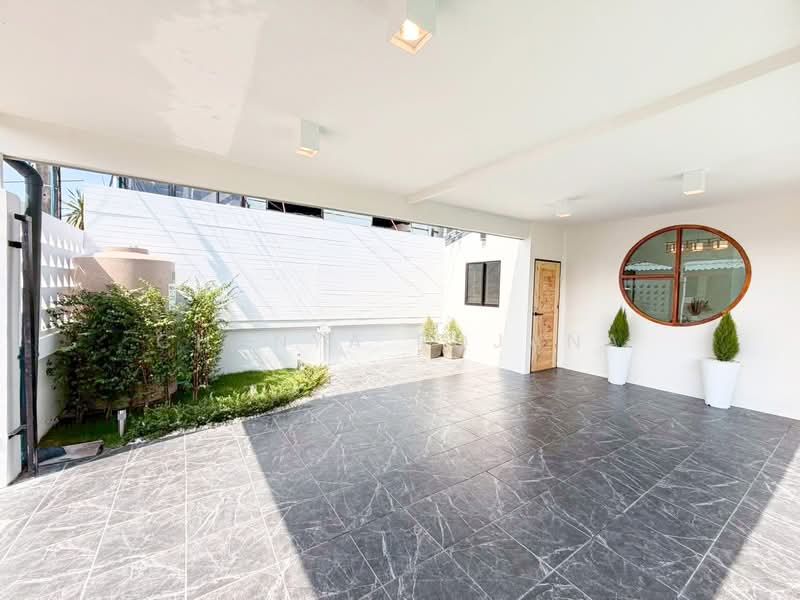 Pool Villa in North Pattaya, Fully Furnished, Chon Buri (Pattaya), Na Kloe, Bang Lamung (Pattaya), Chon Buri (Pattaya), 3 Bedrooms, 120 sqm, Villa For Sale, by Chanya Rojana, 500177323 - DDproperty.com