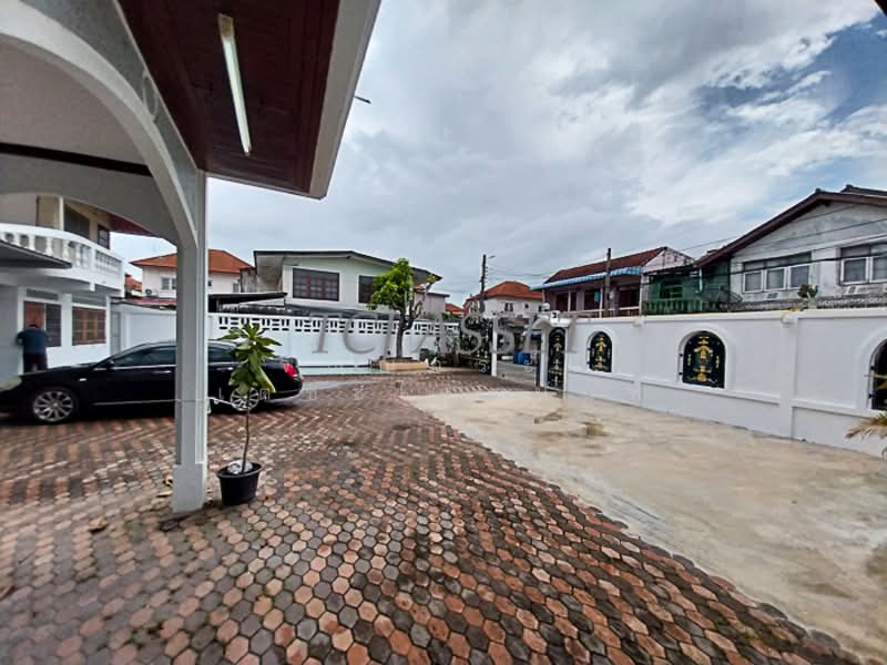  ศรีนครินทร์ บางเมือง, สมุทรปราการ, ศรีนครินทร์, เทพารักษ์, เมืองสมุทรปราการ, สมุทรปราการ, 200 ตร.ม., ทาวน์เฮ้าส์ ขาย, โดย จิณณ์กระวี เตชะไชยนันท์, 500177328 - DDproperty.com