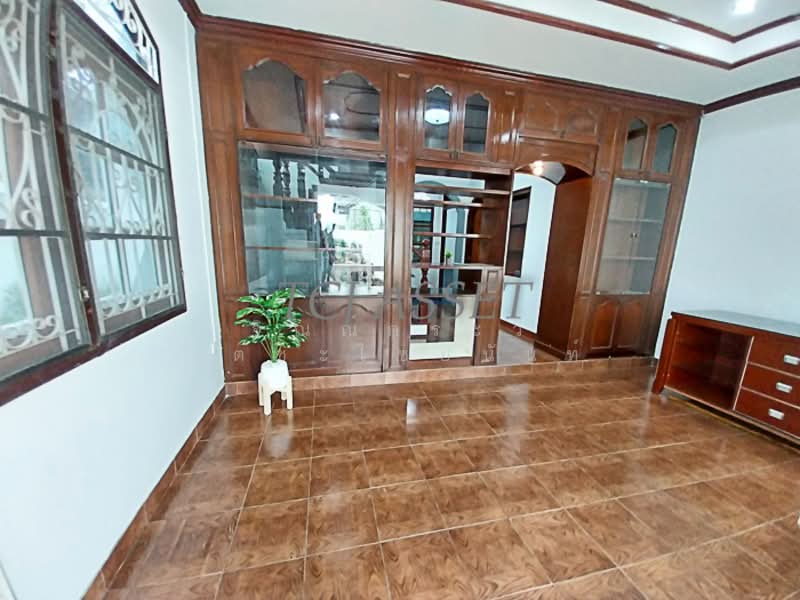 Sri Phet Kan Keha Village Location: Behind Lotus's Srinakarin,, Samut Prakan, ศรีนครินทร์, Thepharak, Muang Samut Prakarn, Samut Prakan, 4 Bedrooms, 200 sqm, Townhouse For Sale, by จิณณ์กระวี เตชะไชยนันท์, 500177328 - DDproperty.com