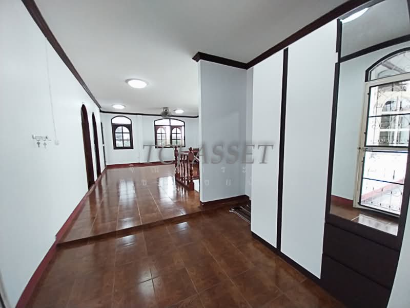 Sri Phet Kan Keha Village Location: Behind Lotus's Srinakarin,, Samut Prakan, ศรีนครินทร์, Thepharak, Muang Samut Prakarn, Samut Prakan, 4 Bedrooms, 200 sqm, Townhouse For Sale, by จิณณ์กระวี เตชะไชยนันท์, 500177328 - DDproperty.com