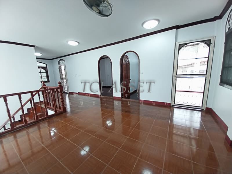 Sri Phet Kan Keha Village Location: Behind Lotus's Srinakarin,, Samut Prakan, ศรีนครินทร์, Thepharak, Muang Samut Prakarn, Samut Prakan, 4 Bedrooms, 200 sqm, Townhouse For Sale, by จิณณ์กระวี เตชะไชยนันท์, 500177328 - DDproperty.com