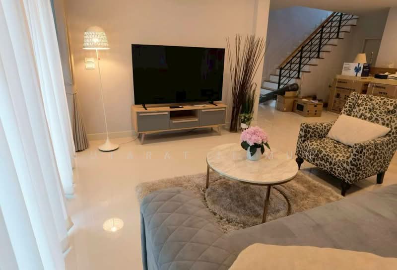 Centro Bangna : เซนโทร บางนา, สมุทรปราการ, 111 ซอย3, บางแก้ว, บางพลี, สมุทรปราการ, 260 ตร.ม., บ้านเดี่ยว ให้เช่า, โดย Jutarat Jitmun, 500177331 - DDproperty.com