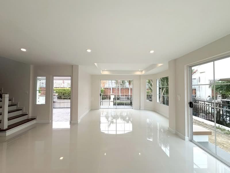 Mantana Pinklao-Rama 5, Nonthaburi, Nakhon In Road, Bang Khun Kong, Bang Kruai, Nonthaburi, 3 Bedrooms, 170 sqm, Single Detached House For Sale, by อลงกต คำนวรพร, 500177346 - DDproperty.com