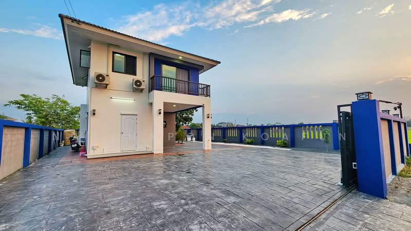 บ้านเดี่ยว วิวทุ่งนา สันทรายหลวง สันทราย เชียงใหม่, Chiang Mai, San Sai Luang, San Sai, Chiang Mai, 3 Bedrooms, 166 sqm, Single Detached House For Sale, by Natthapon Koafun, 500177349 - DDproperty.com