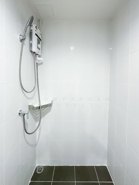 Lumpini Condo Town Raminthra-Latplakhao 2, Bangkok, Ladplakhao Road, Anusaowari, Bang Khen, Bangkok, 1 Bedroom, 26 sqm, Condo For Sale, by Poonyaporn Veerabulyarit, 500177350 - DDproperty.com