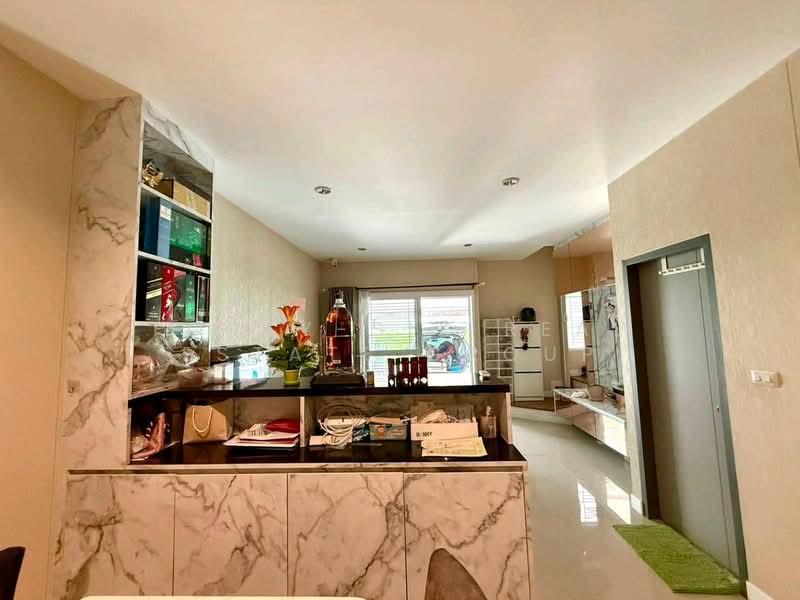 Sammakorn Avenue Suvarnabhumi, Bangkok, Rural Development 3 Khlong Song Ton Noon, Khlong Song Ton Nun, Lat Krabang, Bangkok, 3 Bedrooms, 176 sqm, Townhouse For Rent, by Forty-Six Real Estate Group, 500177355 - DDproperty.com