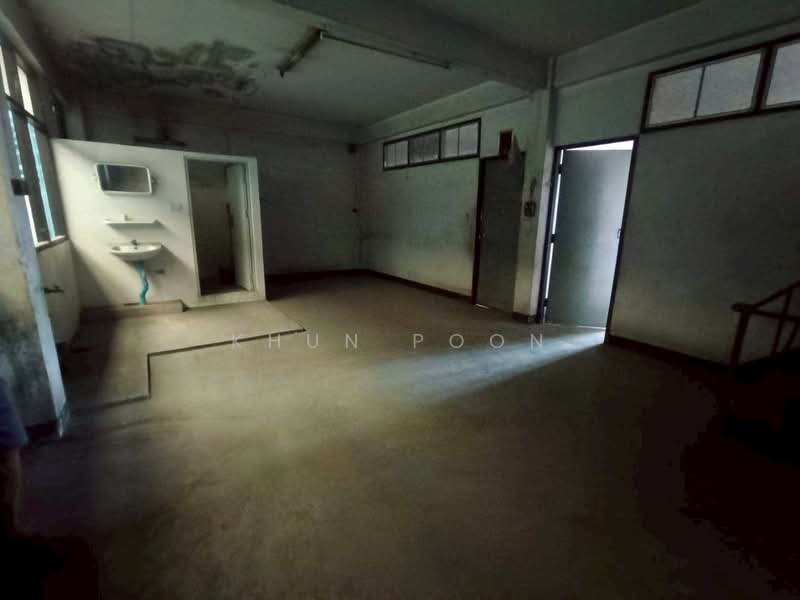 For Rent! 2 Commercial Shophouses on Sukhumvit Road | Near BTS Bearing (SPSSR115), Bangkok, สุขุมวิท, Bang Na Tai, Bang Na, Bangkok, , 880 sqm, Shophouse For Rent, by Khun Poon, 500177362 - DDproperty.com