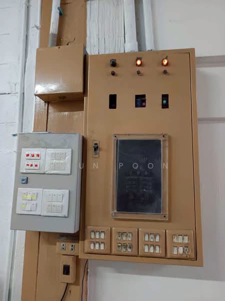 ให้เช่า! อาคารพาณิชย์ 2 คูหา ติดถนนสุขุมวิท ใกล้ BTS แบริ่ง (SPSSR115), กรุงเทพ, สุขุมวิท, บางนาใต้, บางนา, กรุงเทพ, 880 ตร.ม., ตึกแถว-อาคารพาณิชย์ ให้เช่า, โดย Khun Poon, 500177362 - DDproperty.com