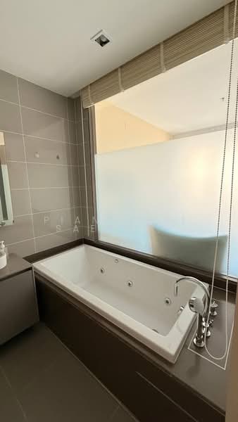 M Phayathai, Bangkok, 31 Phayatai Road, Thanon Phaya Thai, Ratchathewi, Bangkok, 1 Bedroom, 50 sqm, Condo For Rent, by Piangphet Saengtuangkit, 500177375 - DDproperty.com