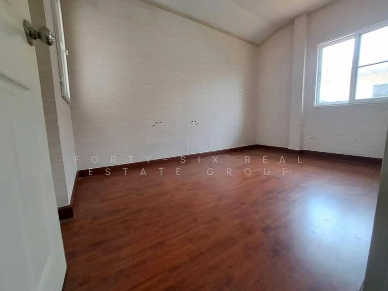 Supalai Park Ville Romklao-Suvarnabhumi, Bangkok, Romklao Road, Min Buri, Min Buri, Bangkok, 5 Bedrooms, 345 sqm, Single Detached House For Sale, by Forty-Six Real Estate Group, 500177386 - DDproperty.com