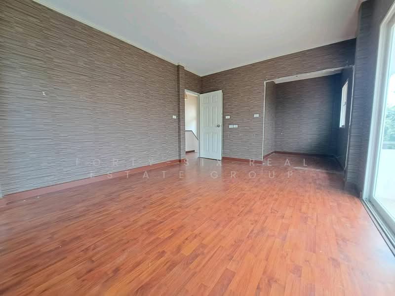 Supalai Park Ville Romklao-Suvarnabhumi, Bangkok, Romklao Road, Min Buri, Min Buri, Bangkok, 5 Bedrooms, 345 sqm, Single Detached House For Sale, by Forty-Six Real Estate Group, 500177386 - DDproperty.com