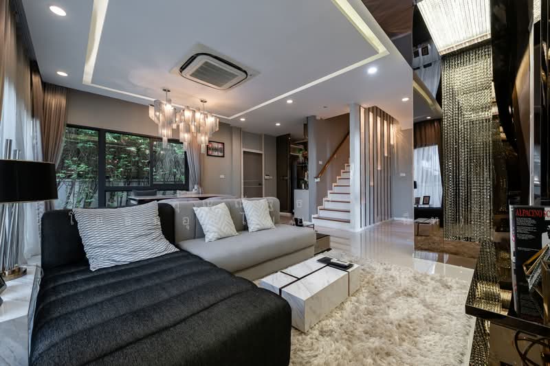 Baan Klang Muang Sathorn-Suksawat, Samut Prakan, 29 Suk Sawat 39, Bang Phung, Phra Pra Daeng, Samut Prakan, 4 Bedrooms, 218 sqm, Semi-Detached House (Twin House) For Sale, by คุณณัฐธนิน โยธินอุปไมย (เน็ท), 500177406 - DDproperty.com