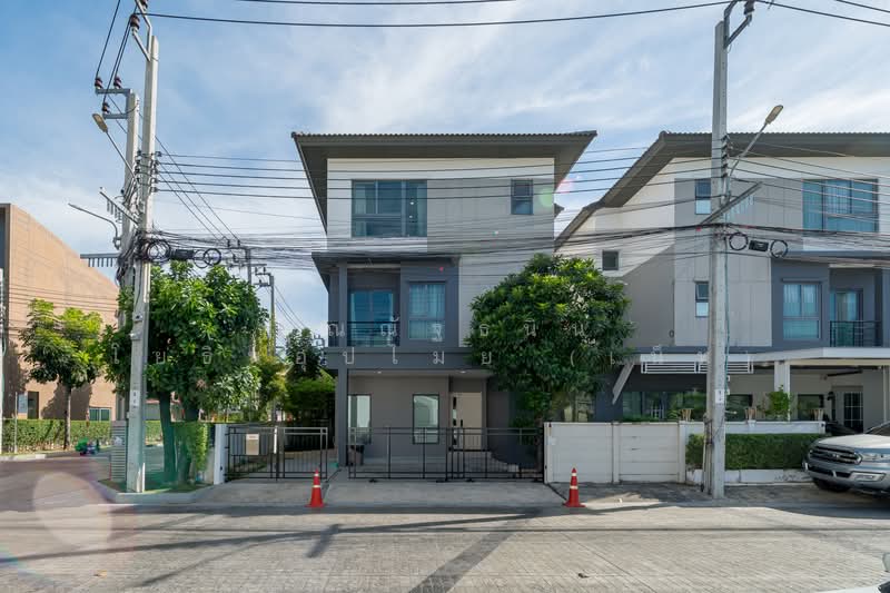 Baan Klang Muang Sathorn-Suksawat, Samut Prakan, 29 Suk Sawat 39, Bang Phung, Phra Pra Daeng, Samut Prakan, 4 Bedrooms, 218 sqm, Semi-Detached House (Twin House) For Sale, by คุณณัฐธนิน โยธินอุปไมย (เน็ท), 500177406 - DDproperty.com