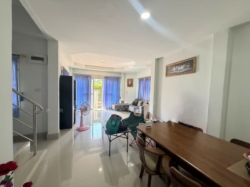 หมู่บ้านเฟื่องฟ้าวิลล่า 15 เฟส 3 แพรกษา สมุทรปราการ, Samut Prakan, Phreak Sa Mai, Muang Samut Prakarn, Samut Prakan, 4 Bedrooms, 120 sqm, Semi-Detached House (Twin House) For Sale, by The Best Property หญิง, 500177408 - DDproperty.com