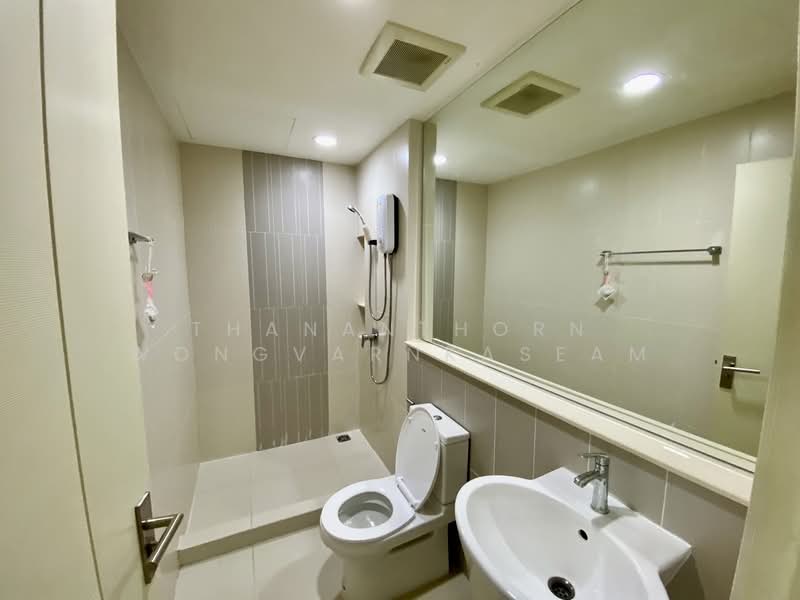 Baan Klang Muang Rama 9-Ramkhmahaeng, Bangkok, Soi Ramkhamhaeng 39, Phlapphla, Wang Thonglang, Bangkok, 3 Bedrooms, 149 sqm, Townhouse For Rent, by Thananthorn Wongvarnkaseam, 500177413 - DDproperty.com