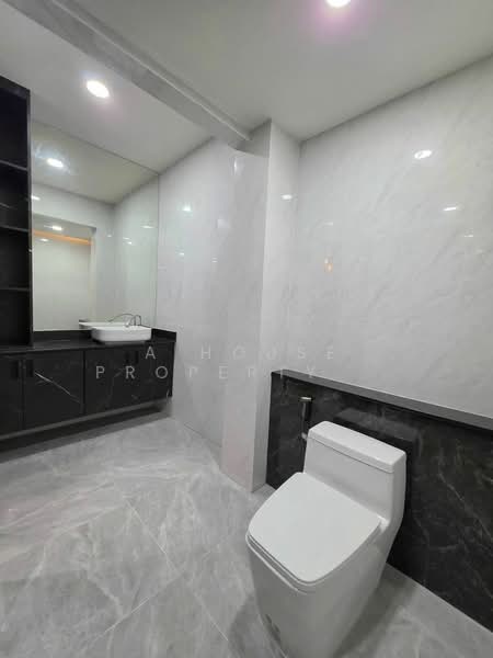 Newly renovated detached house for sale near Pattaya Technical College., Chon Buri (Pattaya), Na Kloe, Bang Lamung (Pattaya), Chon Buri (Pattaya), 3 Bedrooms, 452 sqm, Single Detached House For Sale, by A House Property Co.,Ltd., 500177419 - DDproperty.com