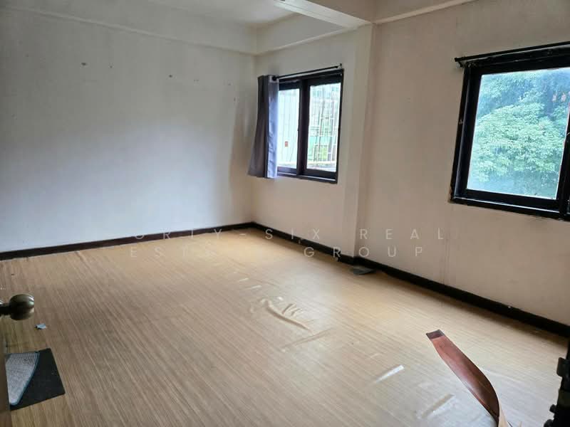 ให้เช่าตึกแถว 3ชั้น สีลม (ซอยพิพัฒน์2) ใกล้โรงเรียนเซนโยเซฟคอนแวนต์ BTSศาลาแดง MRTสีลม และ BTS, Bangkok, Silom, Bang Rak, Bangkok, , 210 sqm, Shophouse For Rent, by Forty-Six Real Estate Group, 500177438 - DDproperty.com