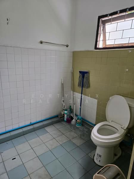 ให้เช่าตึกแถว 3ชั้น สีลม (ซอยพิพัฒน์2) ใกล้โรงเรียนเซนโยเซฟคอนแวนต์ BTSศาลาแดง MRTสีลม และ BTS, Bangkok, Silom, Bang Rak, Bangkok, , 210 sqm, Shophouse For Rent, by Forty-Six Real Estate Group, 500177438 - DDproperty.com