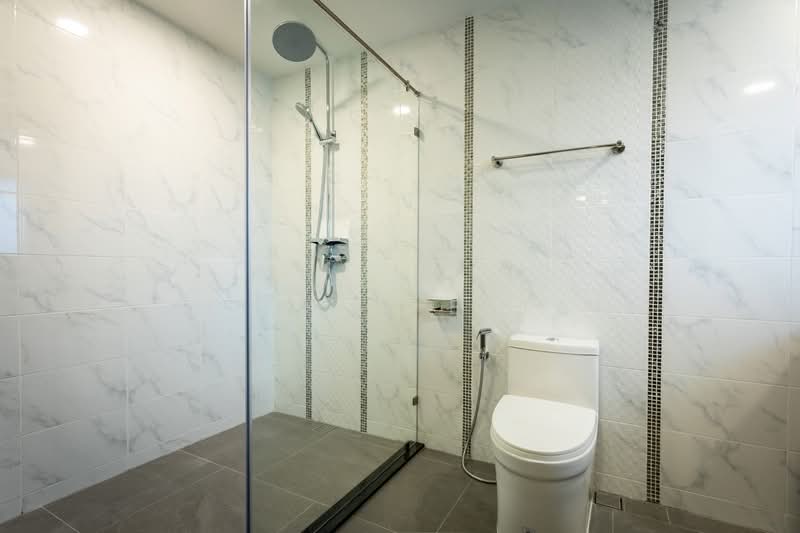 Luxury Pool Villa for Sale in Mabprachan Pattaya, Chon Buri (Pattaya), Bang Lamung, Bang Lamung (Pattaya), Chon Buri (Pattaya), 4 Bedrooms, 474 sqm, Villa For Rent, by PLC Real Estate, 500177439 - DDproperty.com