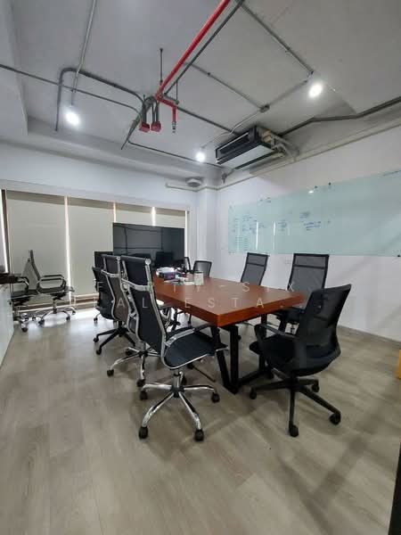 State Tower, Bangkok, 1055 Silom Road, Silom, Bang Rak, Bangkok, 2 Bedrooms, 130 sqm, Condo For Rent, by Forty-Six Real Estate Group, 500177452 - DDproperty.com